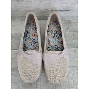 Skechers Womens Go Walk Beige Slip-On Shoes Size 8.5